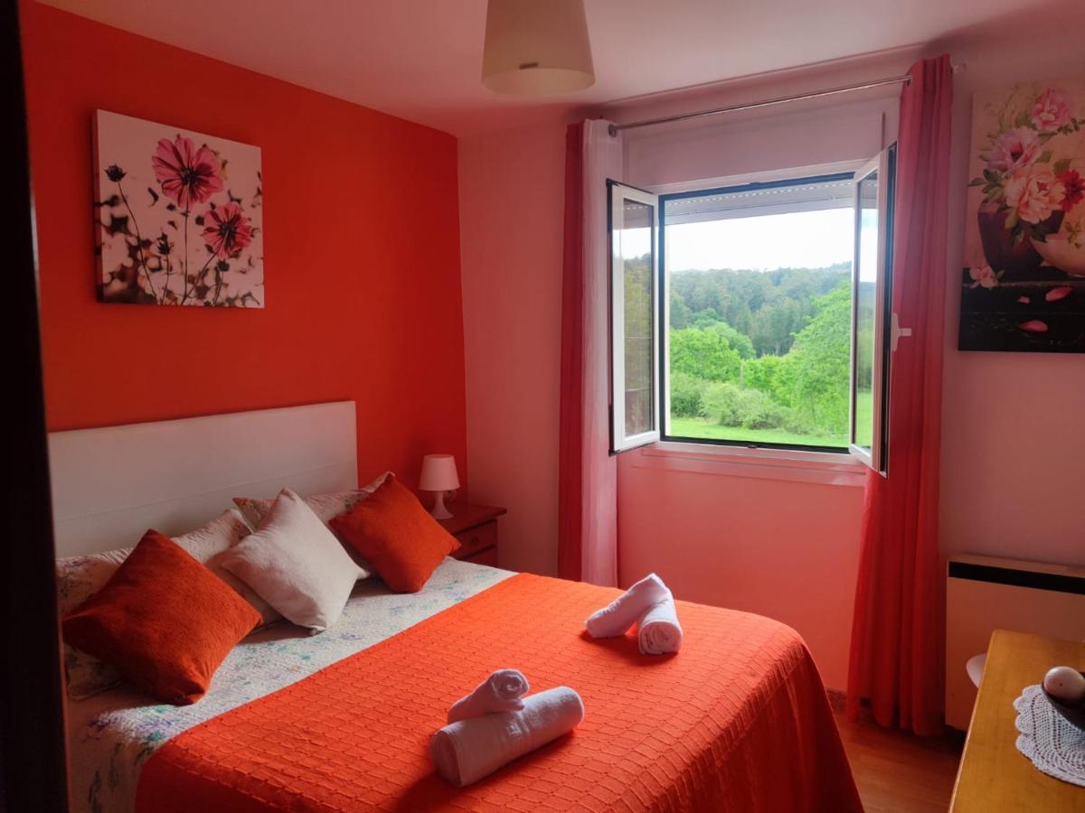 Apartamentos Turisticos Lemos O Pedrouzo Exteriör bild